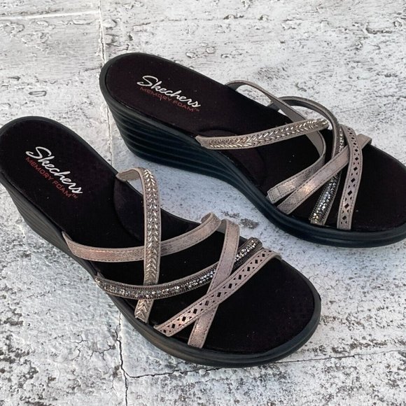 Sketchers Women Sandal Memory Foam Strappy Heel Shoes Size 11 - Picture 1 of 10